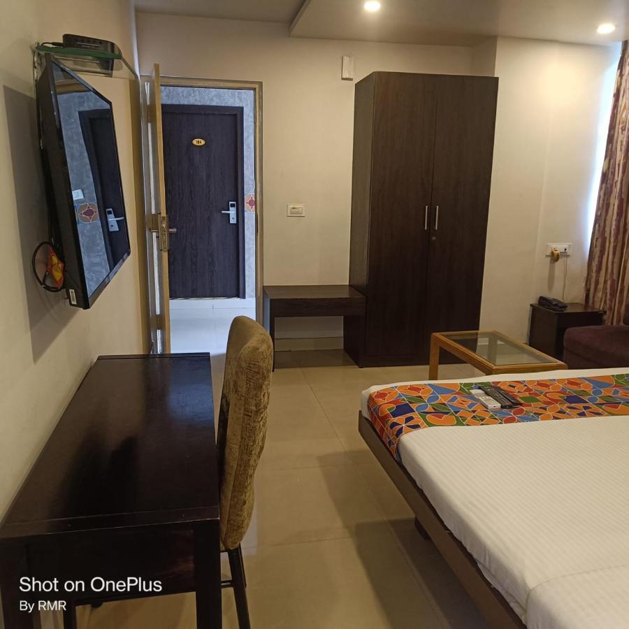 Astra Hotels & Suites - Hsr Layout Sector 1, Near Ecospace Bellandur Bangalore Esterno foto