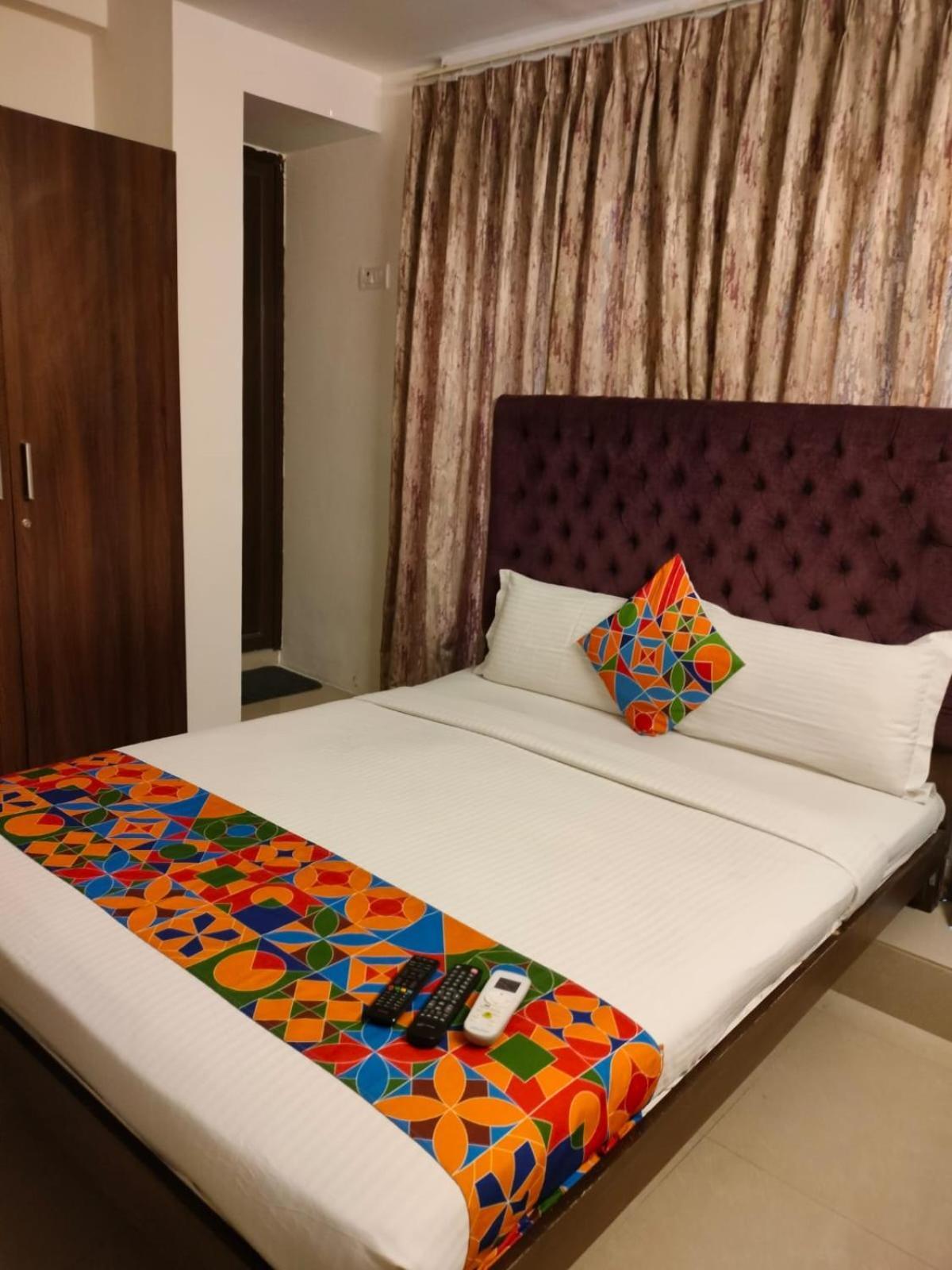 Astra Hotels & Suites - Hsr Layout Sector 1, Near Ecospace Bellandur Bangalore Esterno foto