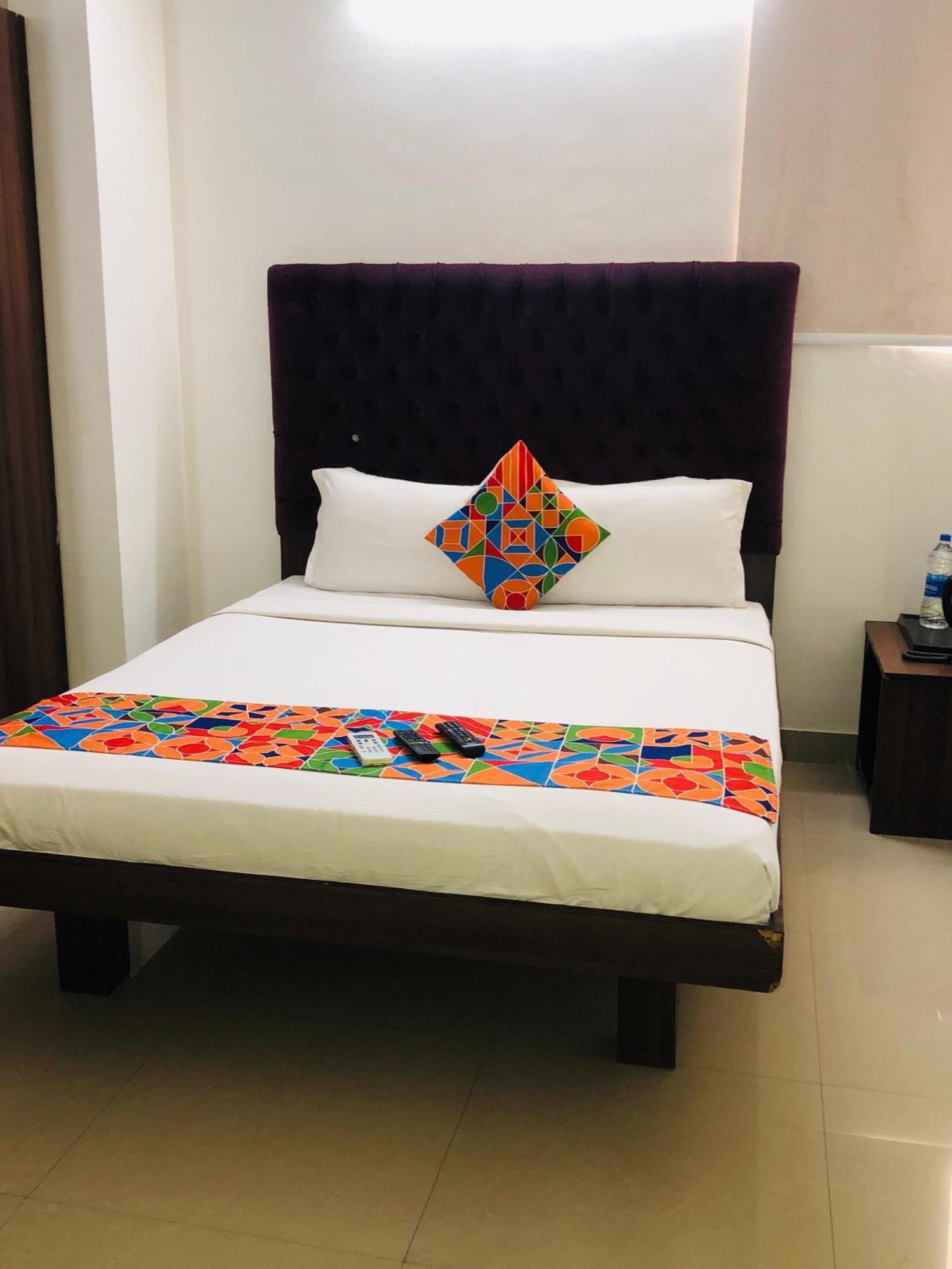 Astra Hotels & Suites - Hsr Layout Sector 1, Near Ecospace Bellandur Bangalore Esterno foto
