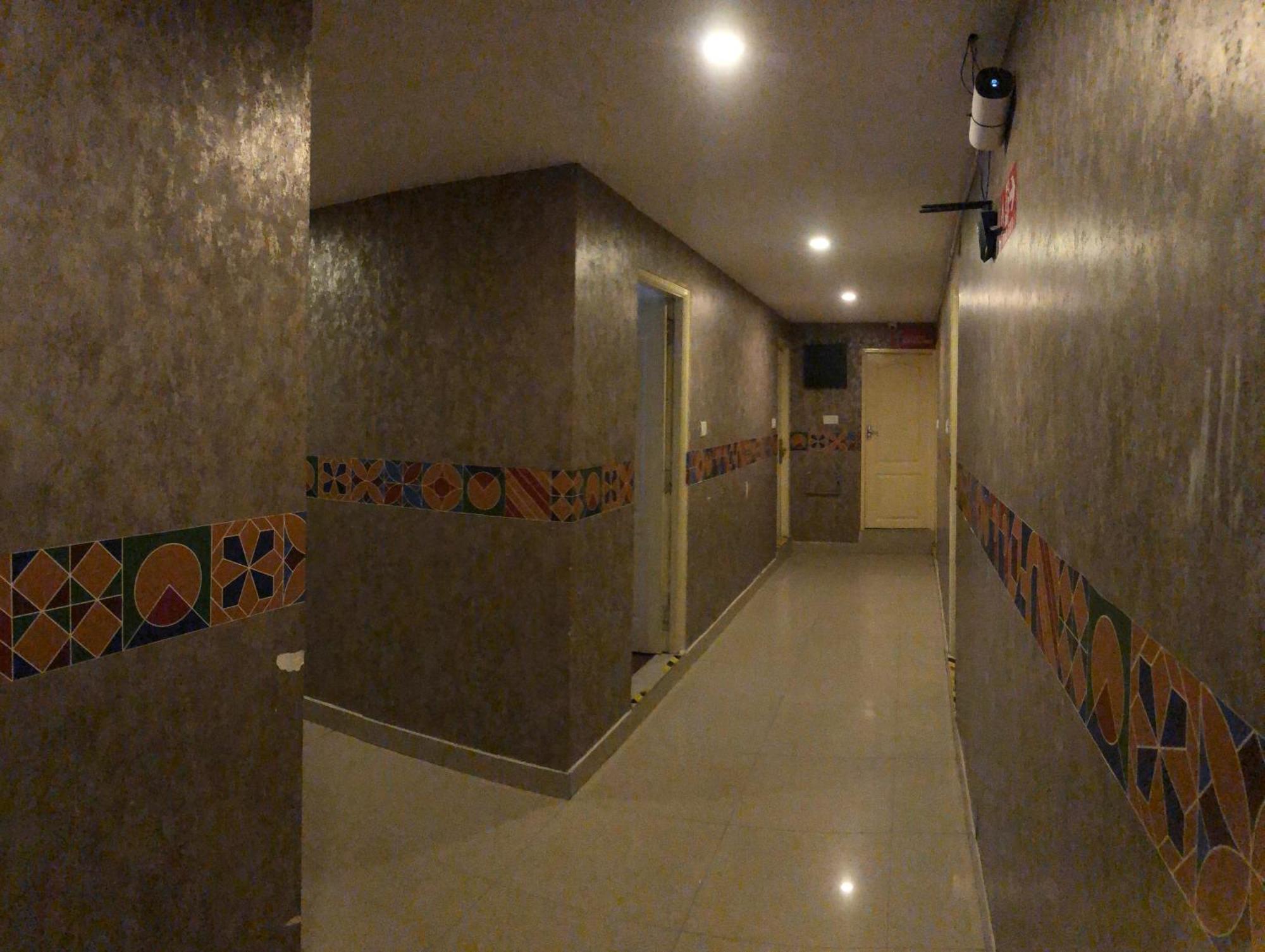 Astra Hotels & Suites - Hsr Layout Sector 1, Near Ecospace Bellandur Bangalore Esterno foto