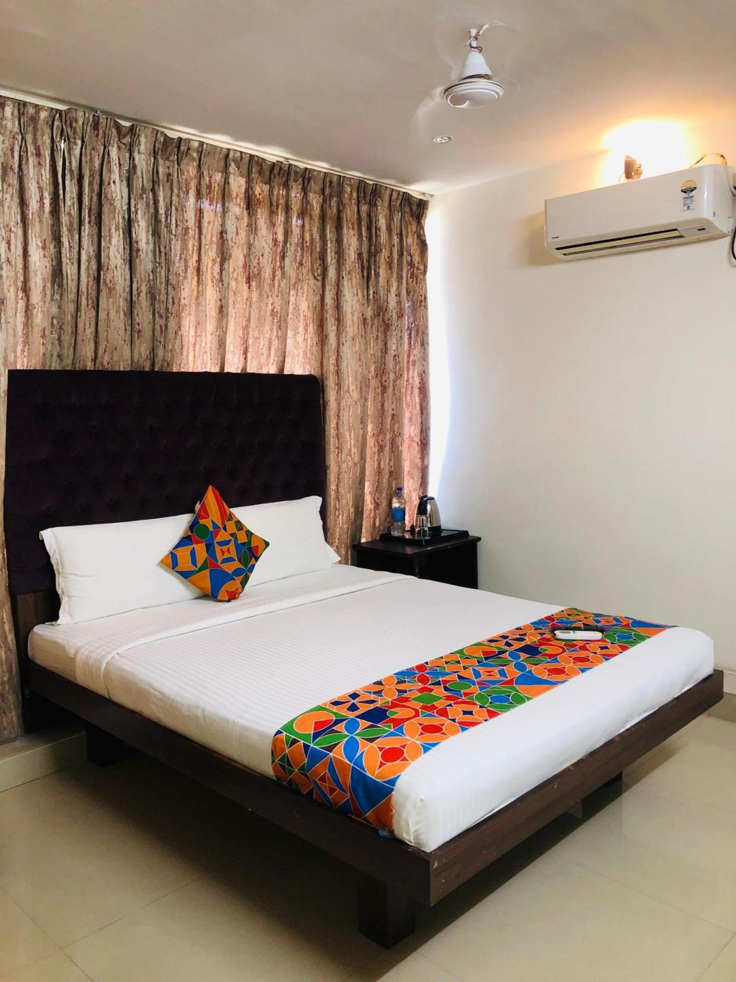 Astra Hotels & Suites - Hsr Layout Sector 1, Near Ecospace Bellandur Bangalore Esterno foto